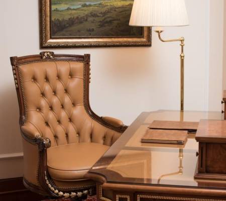 Executive Apartment 