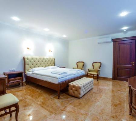 King Suite with Balcony