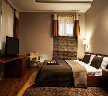 Standard Suite