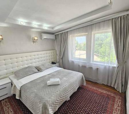 Classic Quadruple Room