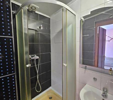 Classic Quadruple Room