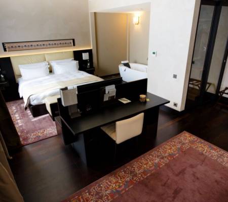 Signature Suite